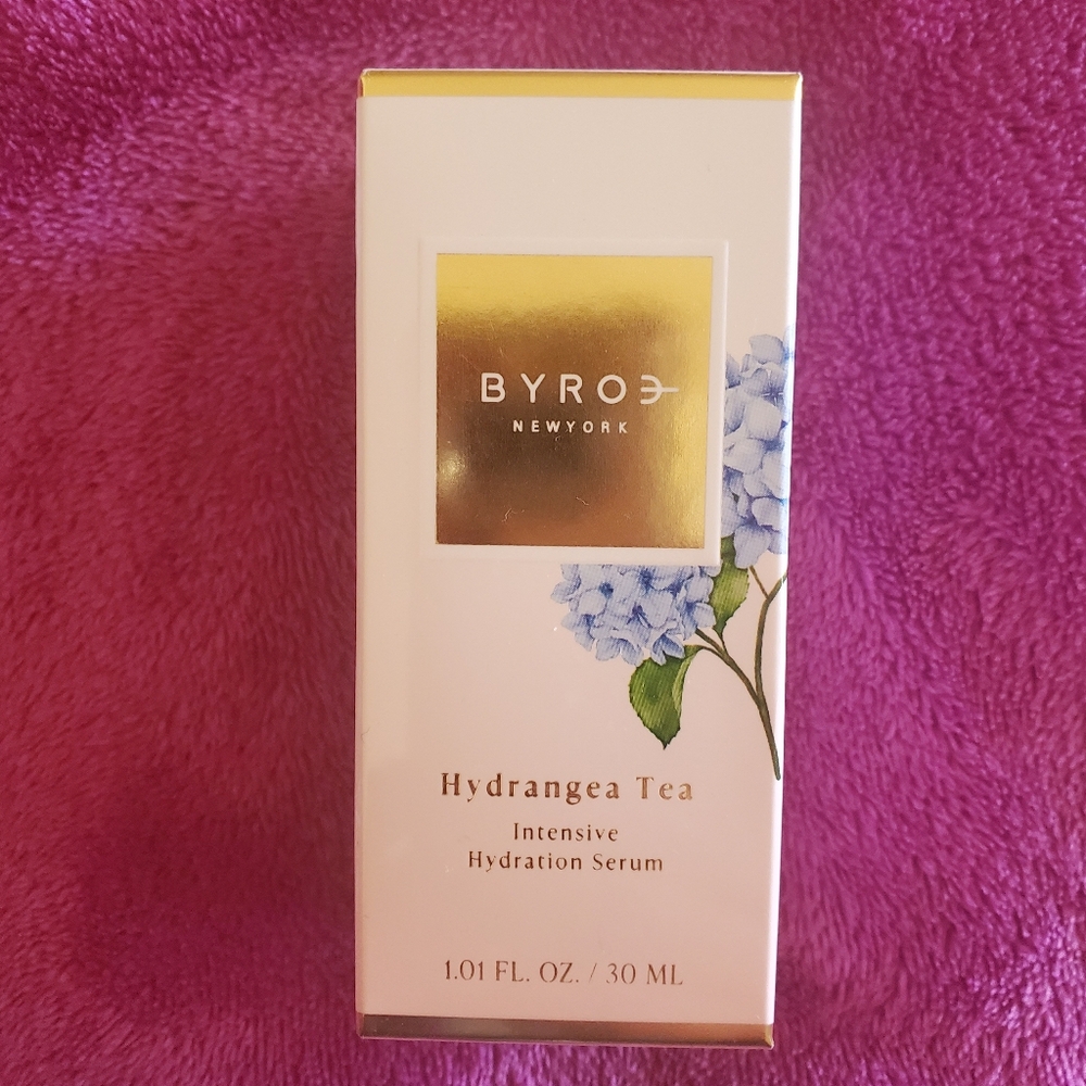 Gold and White Moisturizing Body Oil